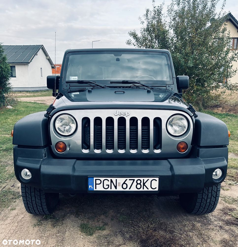 Jeep Wrangler ver-2-8-crd-unlim-sport - 2