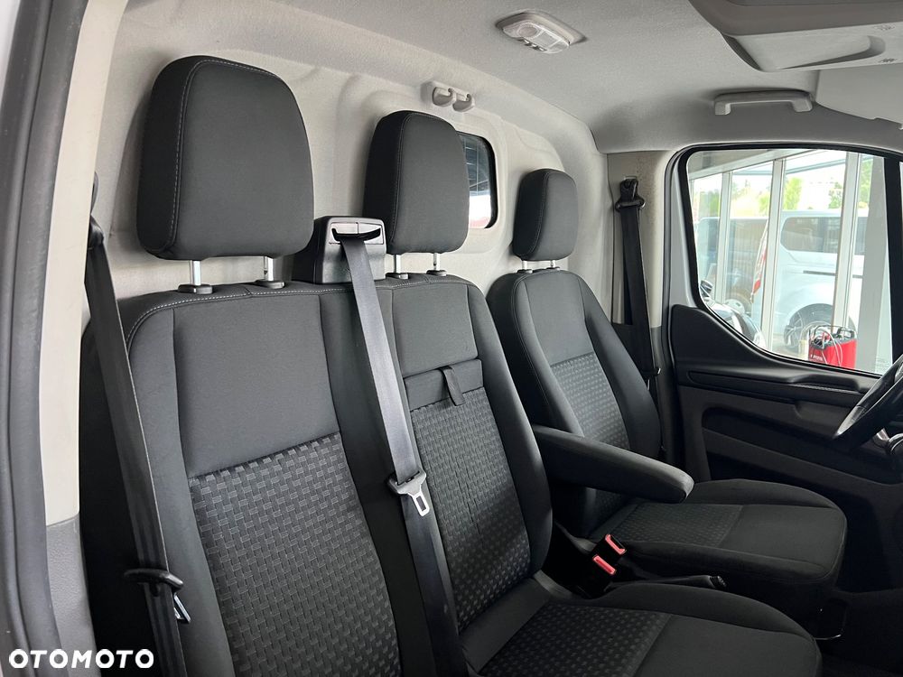 Ford Transit Custom - 35