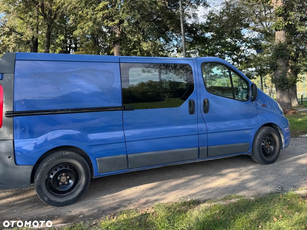 Opel Vivaro - 4