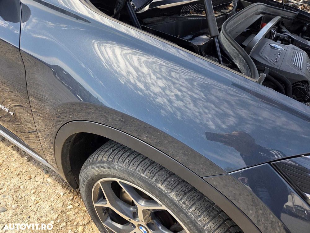 Aripa fata stanga dreapta BMW X1 F48 culoare Atlantikgrau Metallic C09 - 1