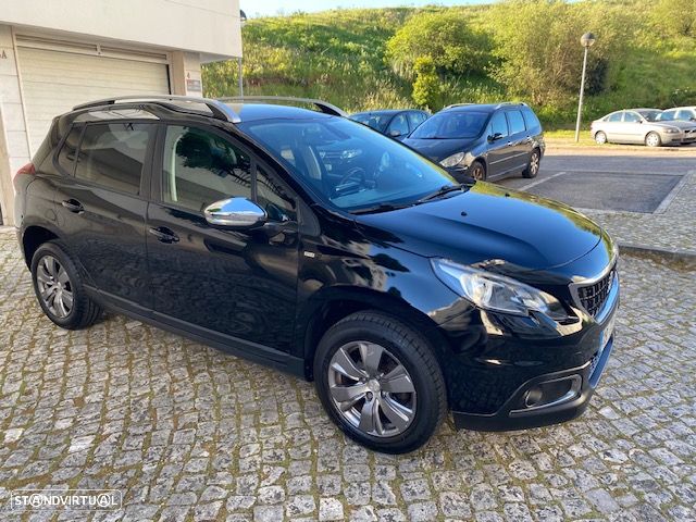 Peugeot 2008 1.6 BlueHDi Style - 3