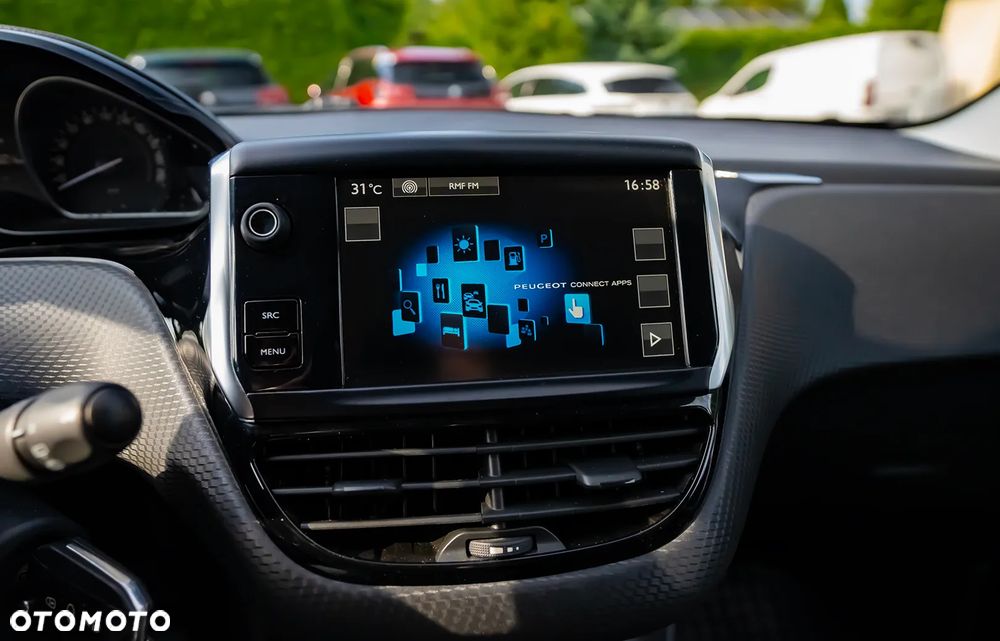 Peugeot 2008 BlueHDi 100 STOP & START Style - 39