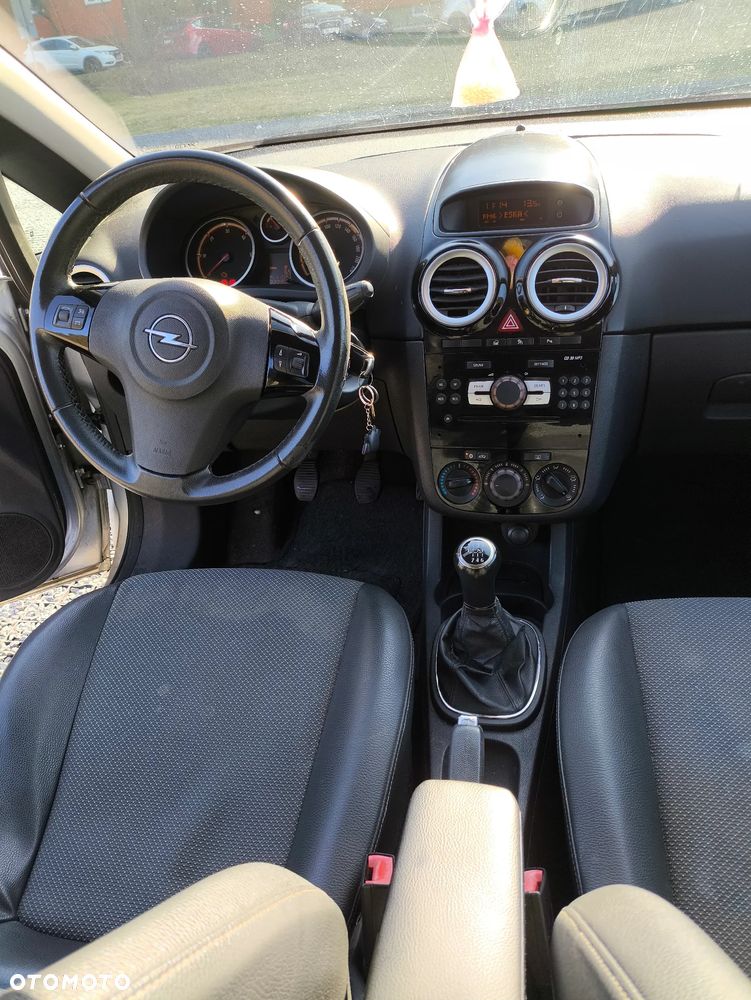 Opel Corsa - 6
