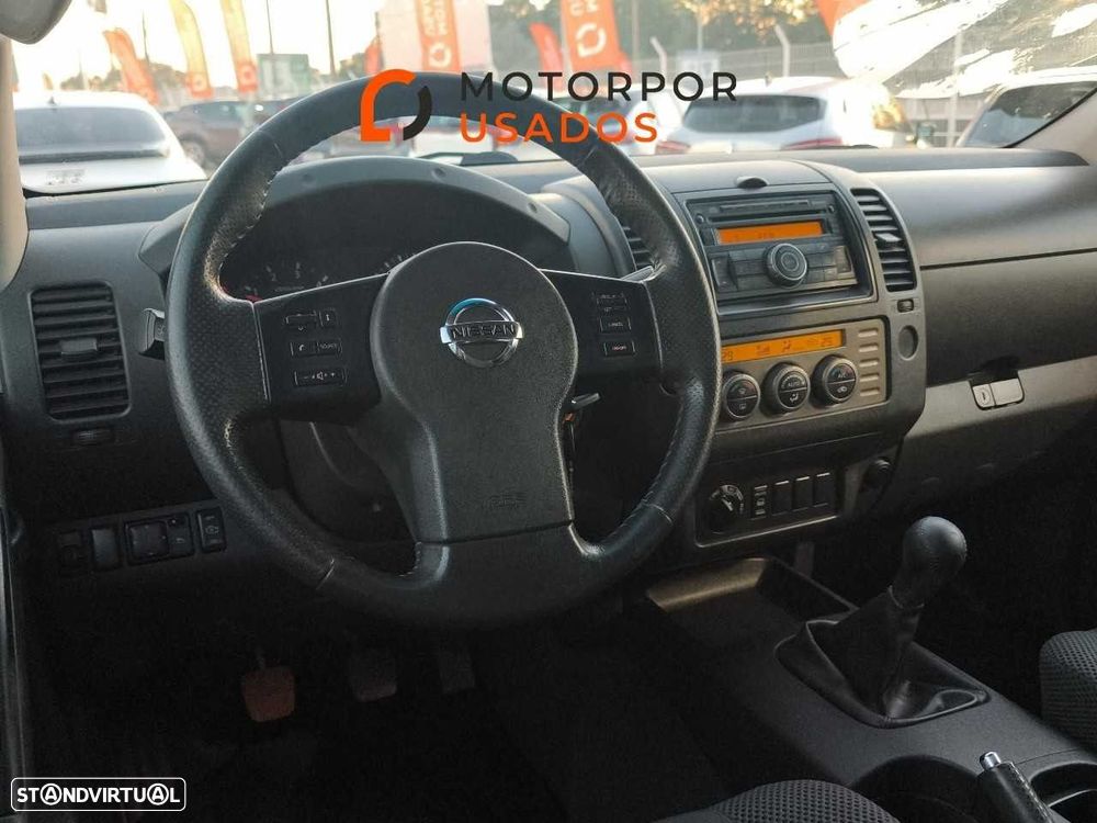 Nissan Navara 2.5 dCi CD LE - 12