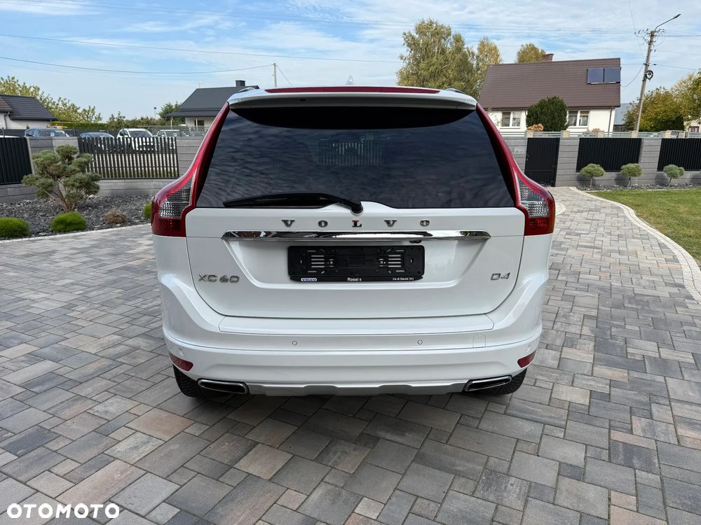 Volvo XC 60 D4 Geartronic Summum - 17
