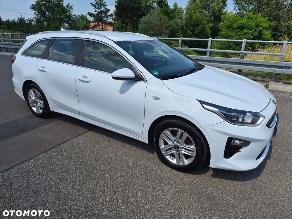 Kia Ceed 1.6 CRDi Platinum Edition - 23