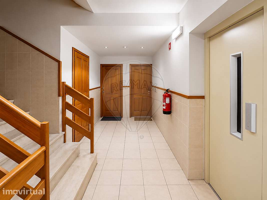 Apartamento T4 para venda - Grande imagem: 2/5