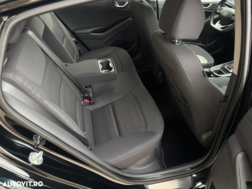 Hyundai IONIQ Hybrid 1.6 GDI - 37