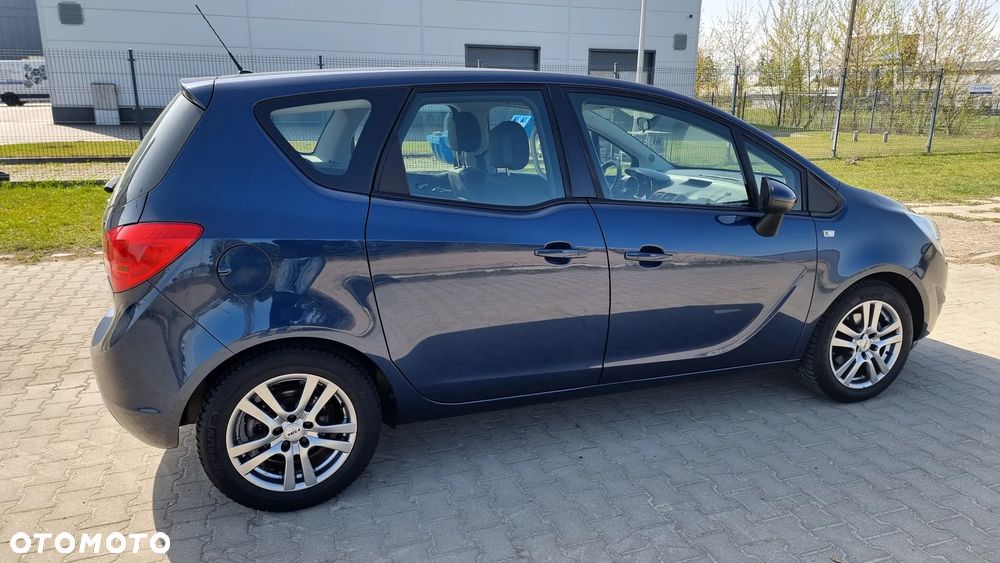 Opel Meriva 1.4 Essentia - 26