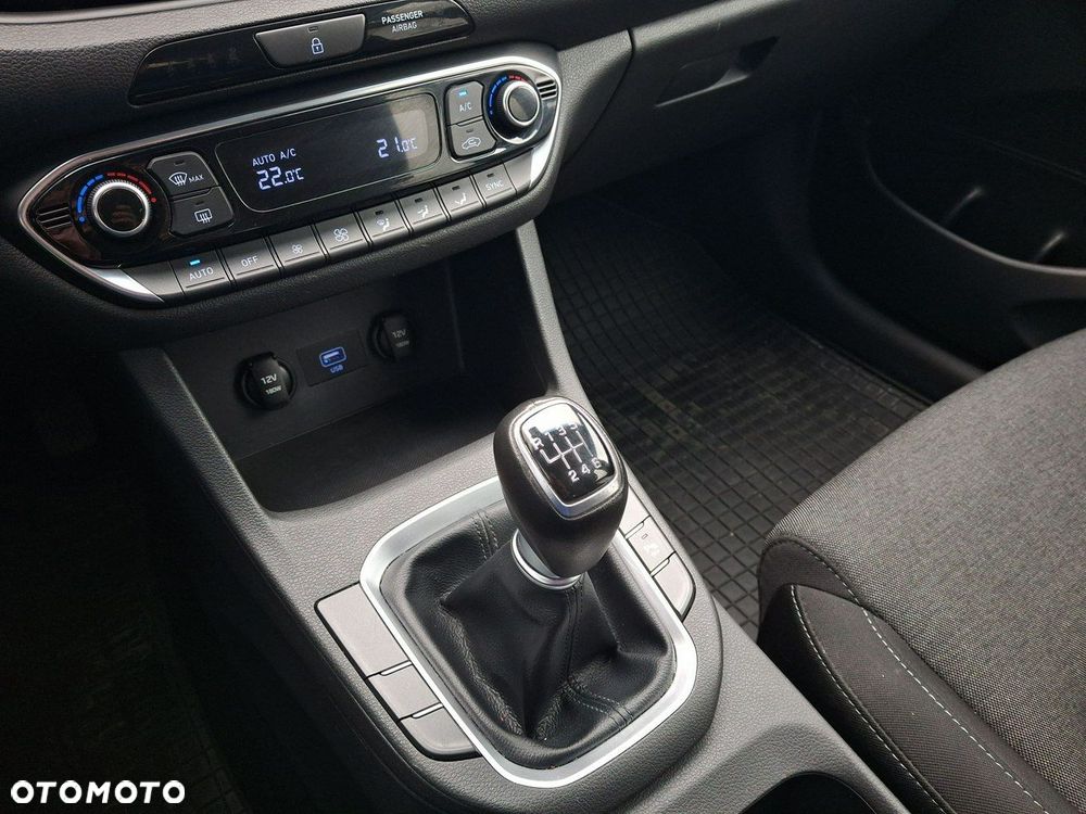 Hyundai i30 1.5 DPI Comfort - 20