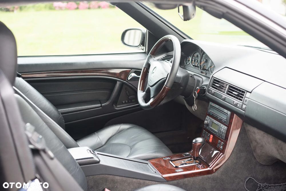 Mercedes-Benz SL 500 - 10