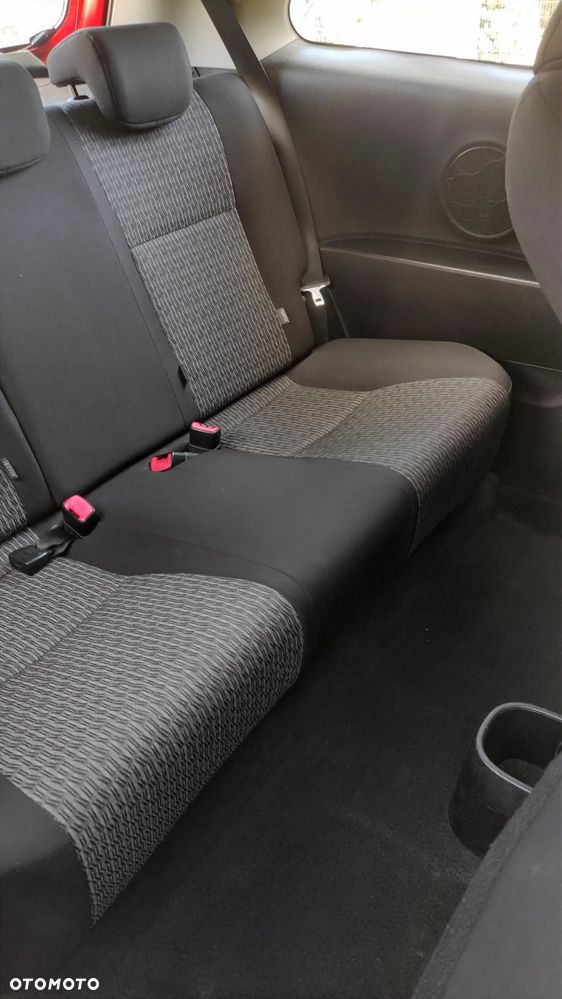 Toyota Yaris 1.0 Luna - 12