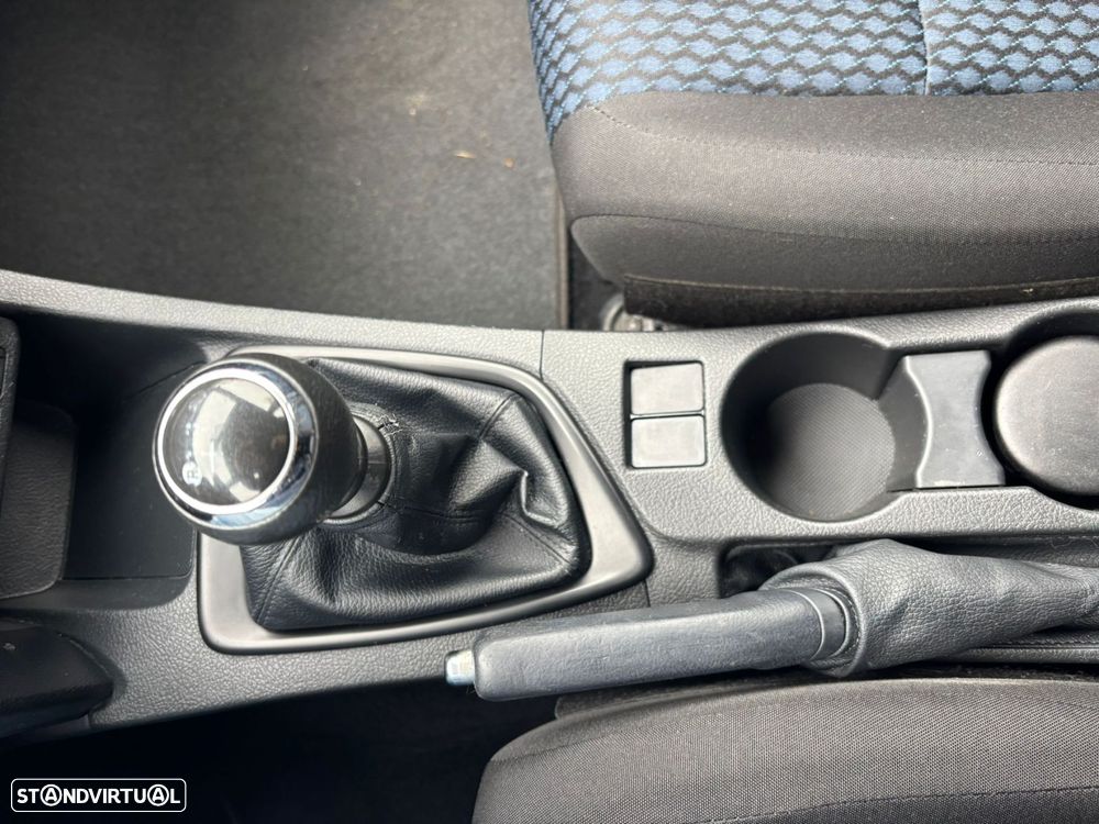 Toyota Auris 1.4 D-4D +AC - 31