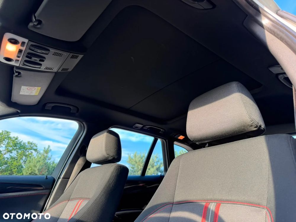 BMW X1 sDrive20d EfficientDynamics - 8