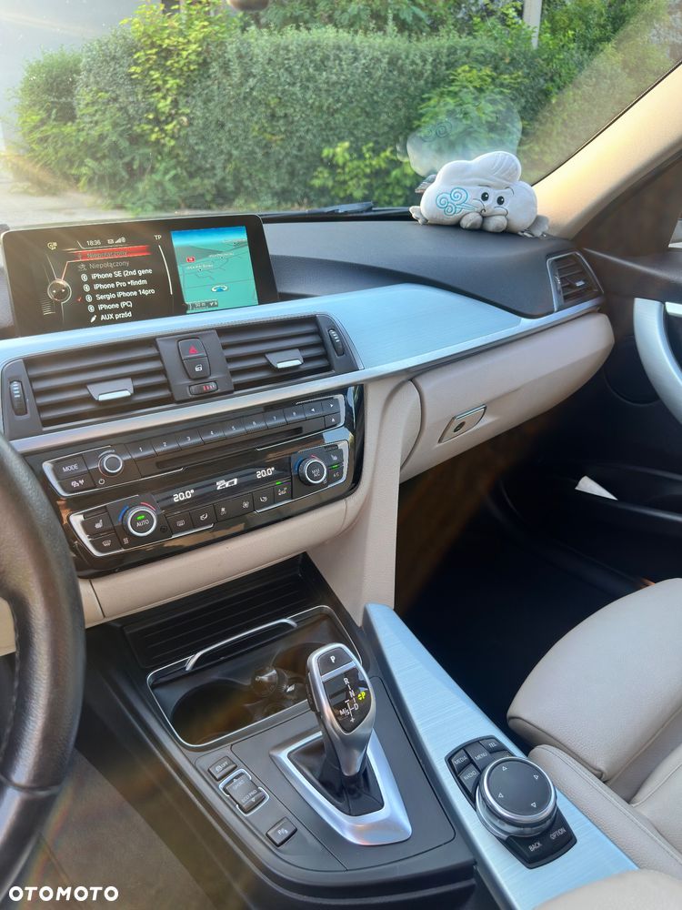 BMW Seria 3 320d Eff.Dynamics Luxury Line - 22