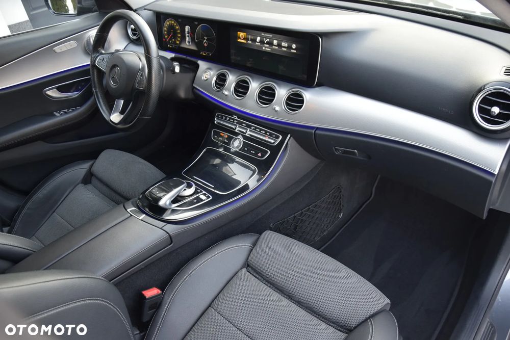 Mercedes-Benz Klasa E 200 9G-TRONIC Avantgarde - 24