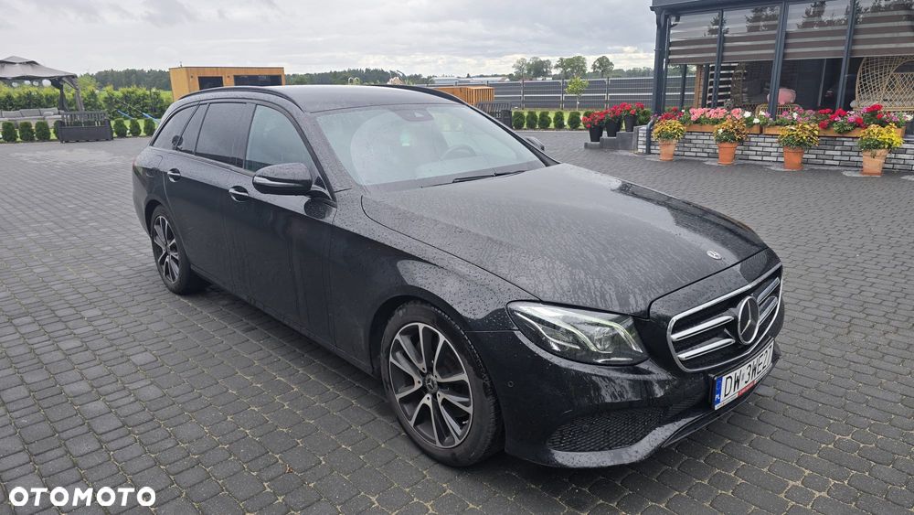 Mercedes-Benz Klasa E 220 d 4-Matic Avantgarde - 1