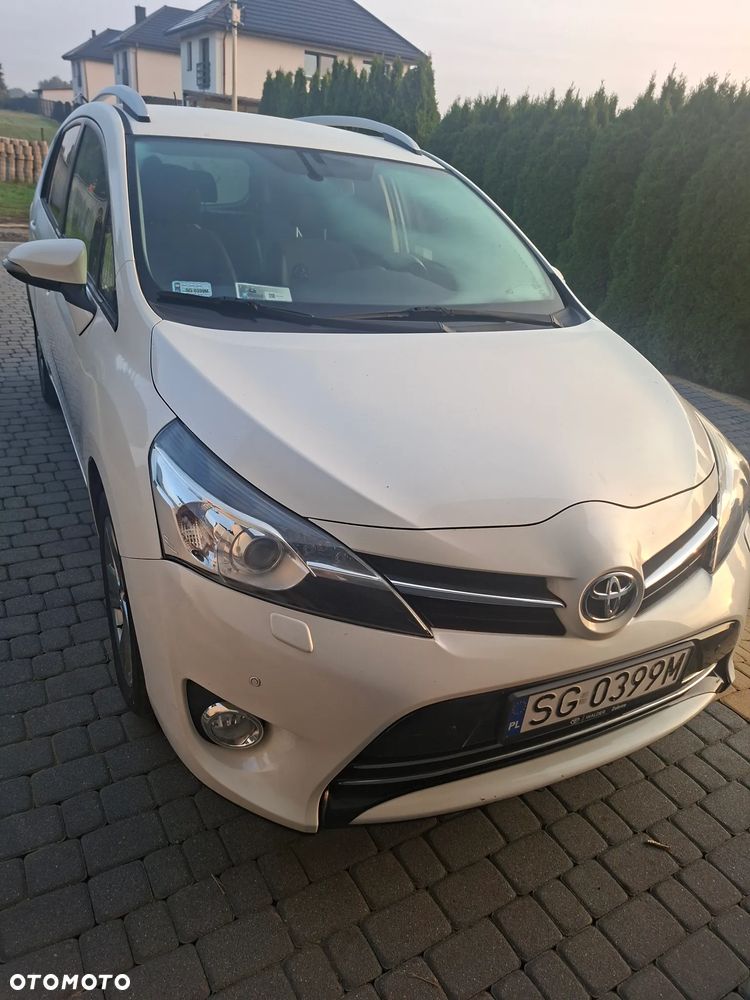 Toyota Verso - 4