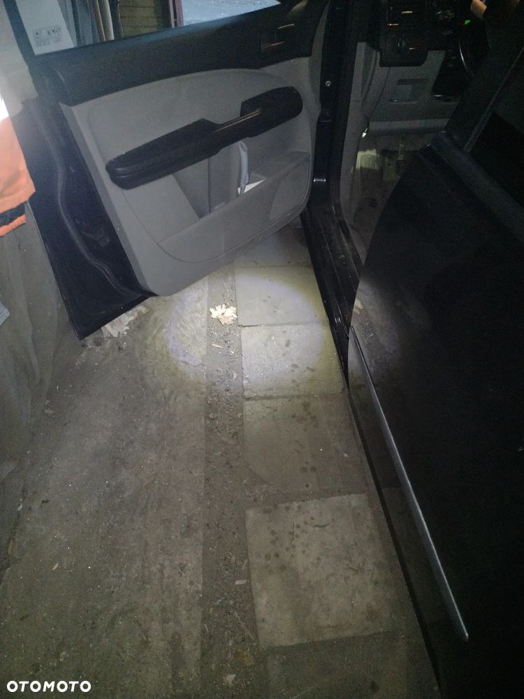 Ford Focus C-Max - 12