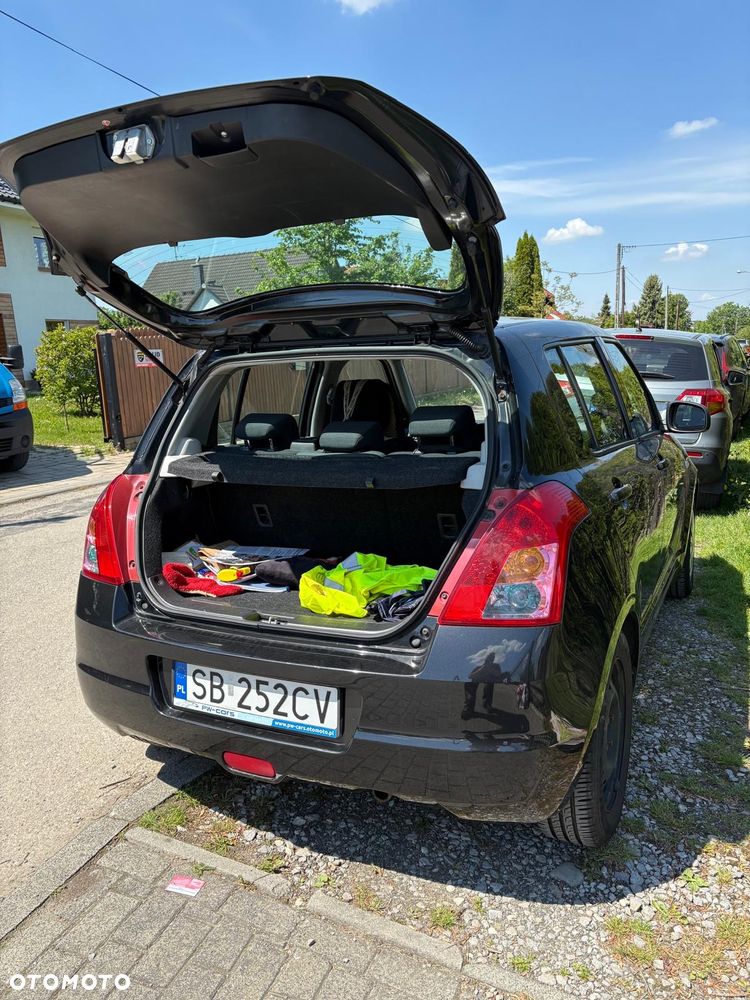 Suzuki Swift - 7