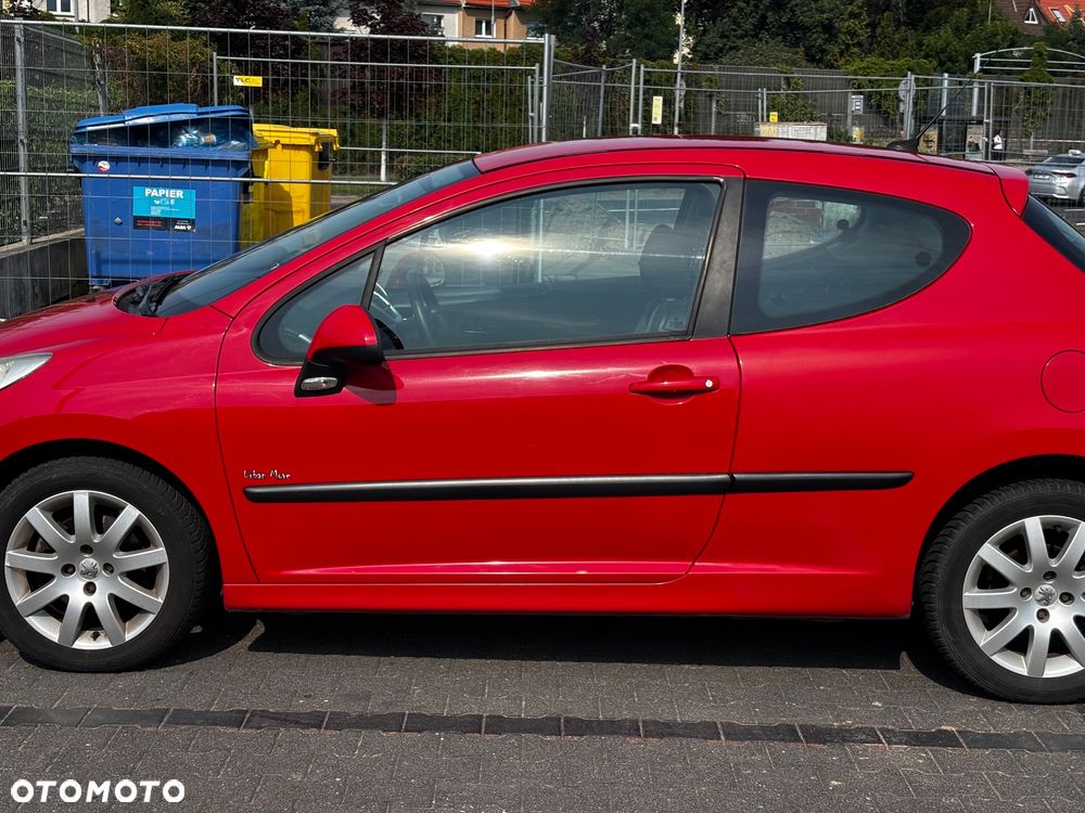 Peugeot 207 1.6 HDi 16V Intense - 1