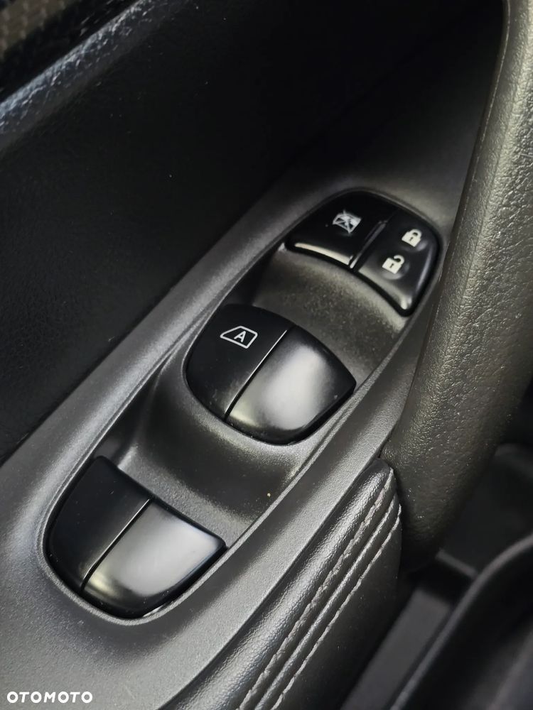 Nissan X-Trail 1.6 DCi Xtronic Tekna - 32