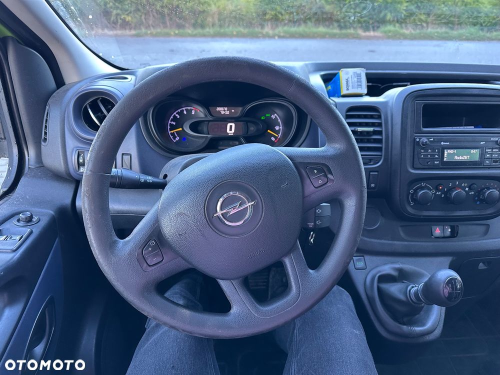 Opel Vivaro - 9