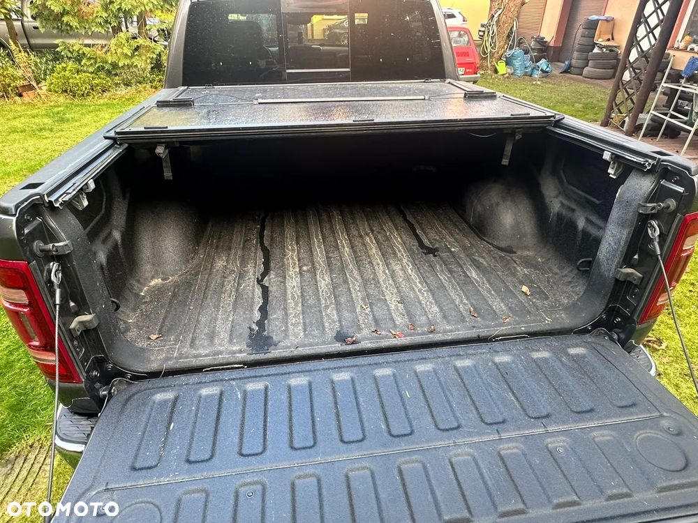 RAM 1500 Crew Cab Shortbed Limited - 21