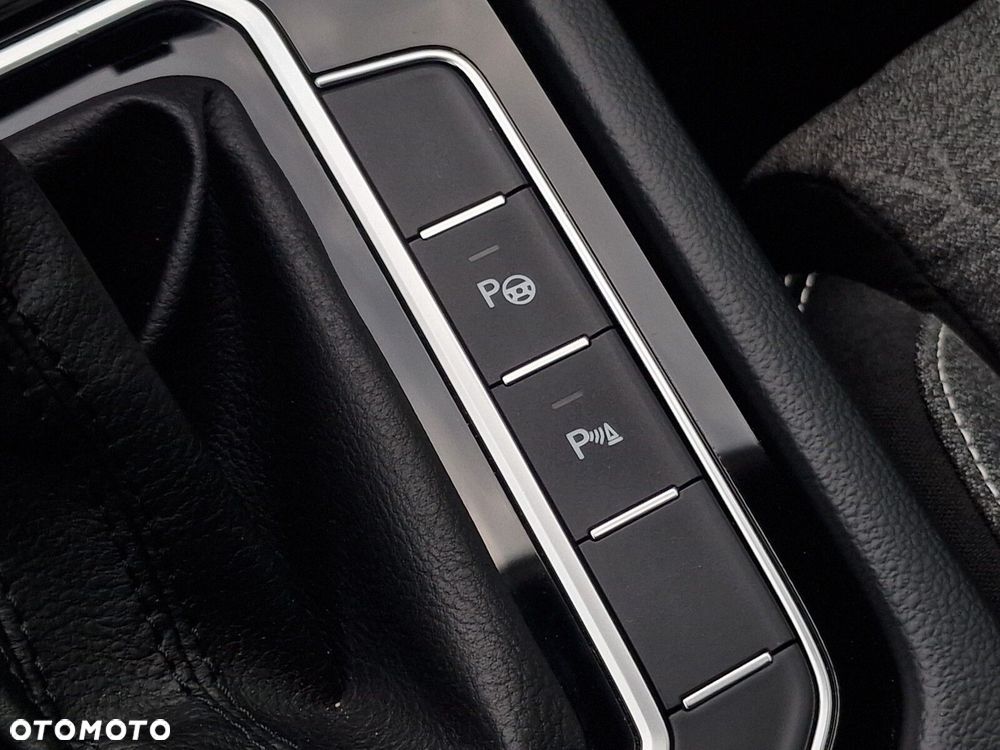 Volkswagen Passat 1.5 TSI EVO Business DSG - 27