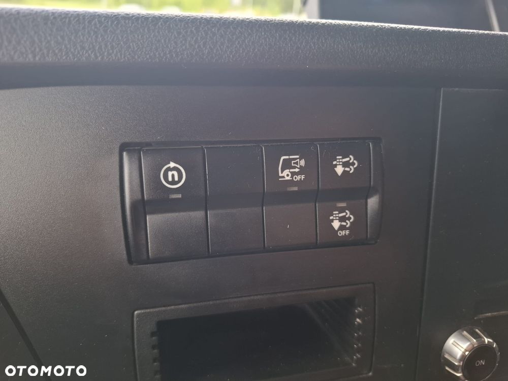 Mercedes-Benz ANTOS 2640 EURO 6, ZOELLER MAGNUM, BRAMA KP 7 sprowadzony z DE - 32