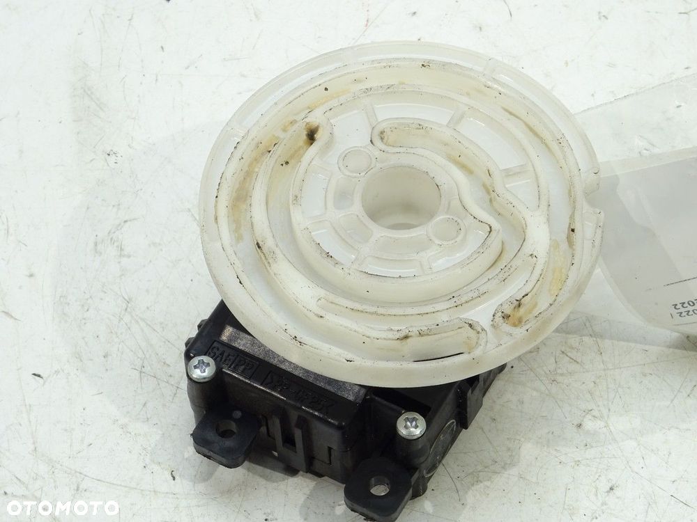 SILNICZEK NAGRZEWNICY - 86.00 PLN - TOYOTA LAND CRUISER 200 (_J2_) 2007 - 2022 5.7 V8 (URJ200) 280 - 2