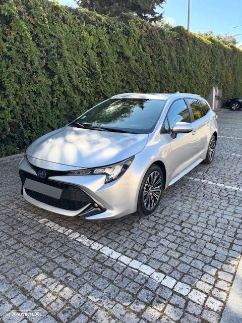Toyota Corolla Touring Sports 1.8 Hybrid Comfort+P.Sport - 2
