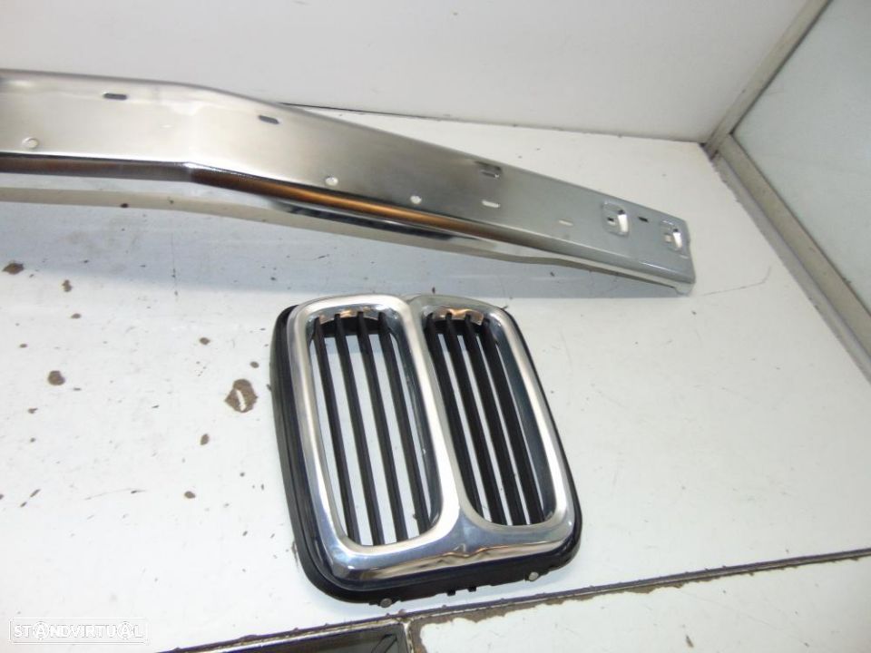 BMW E12 série 5 1974 a 1982 centro do pára-choques - 4