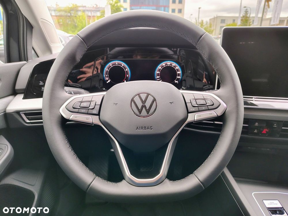 Volkswagen Golf - 12