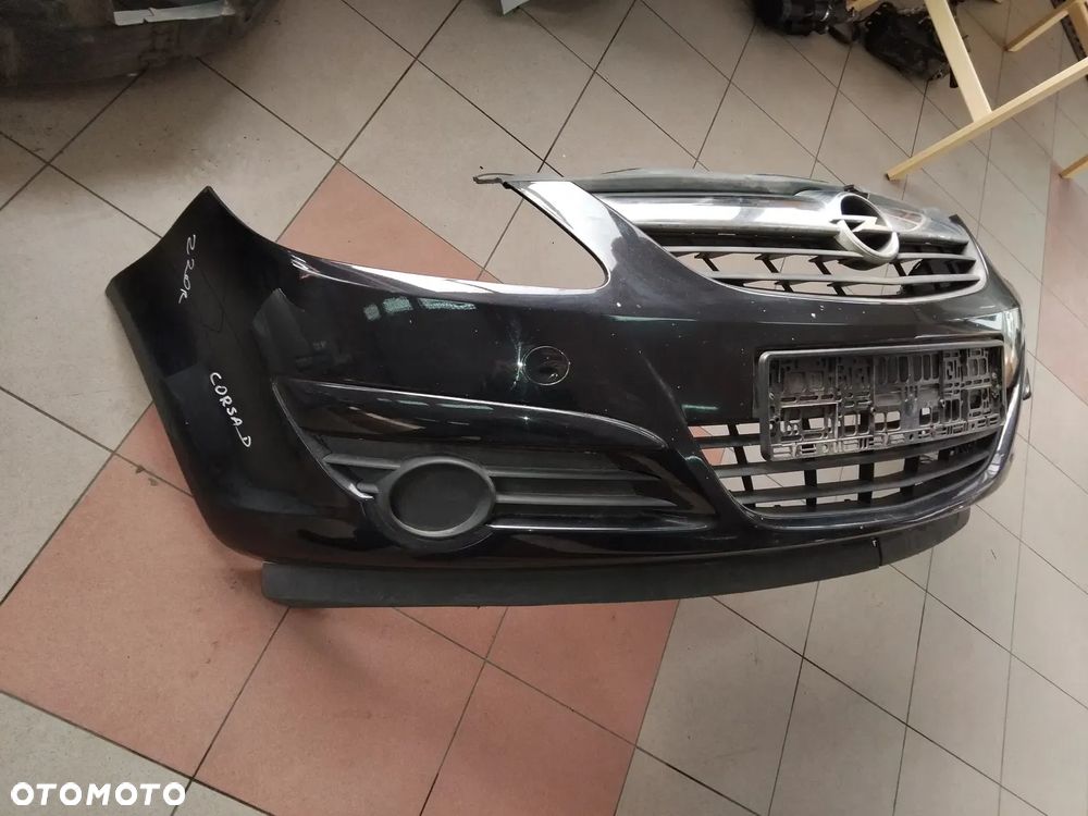 Opel Corsa D 06-  zderzak przedni czarny kolor kod Z20R - 3