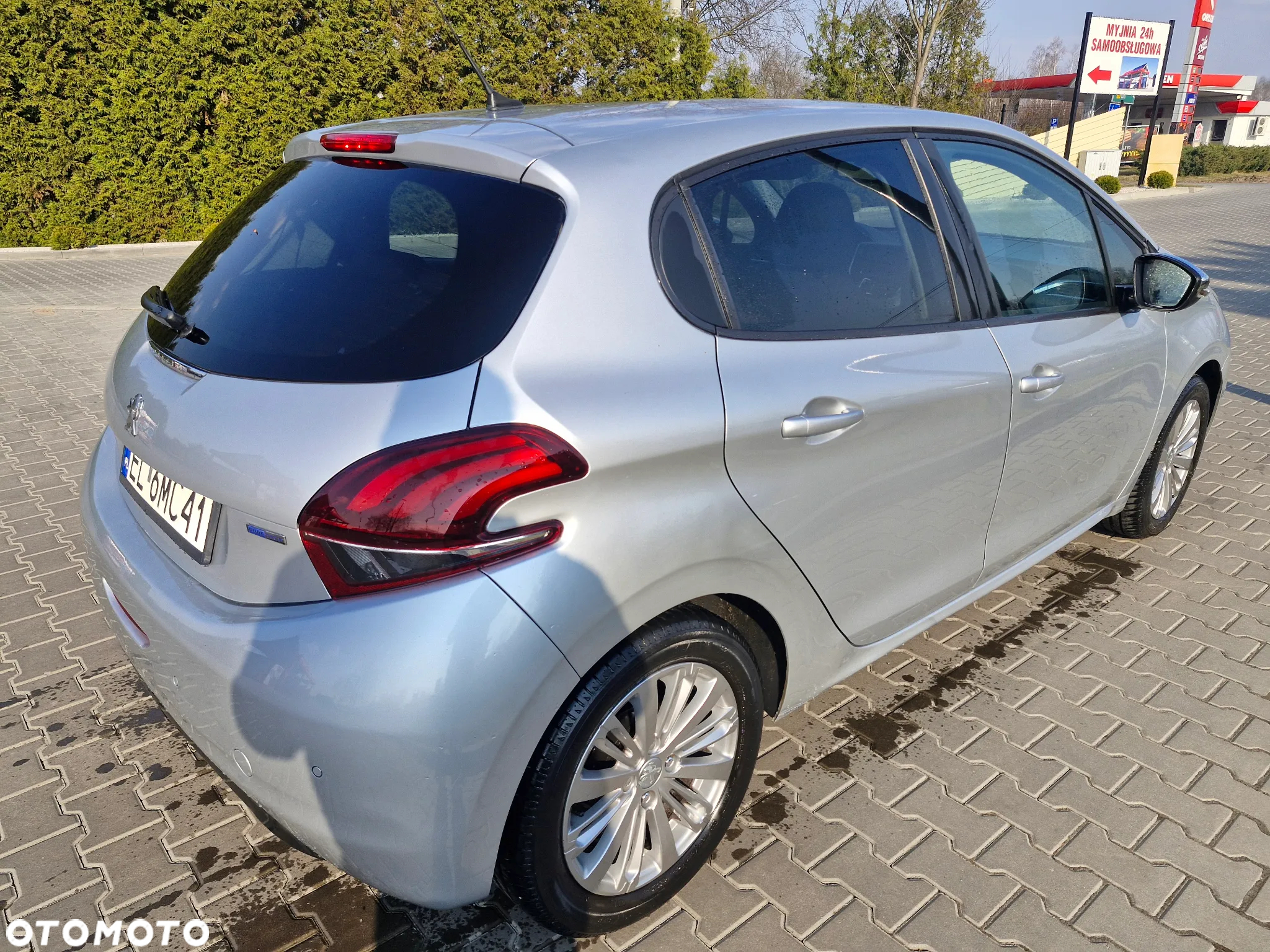 Peugeot 208 1.2 PureTech Style - 7