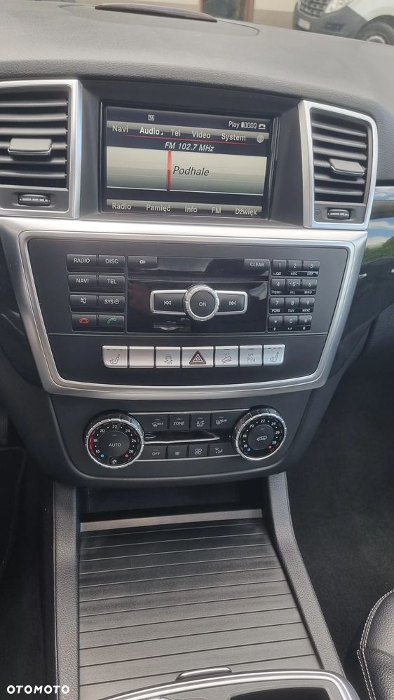 Mercedes-Benz ML - 27