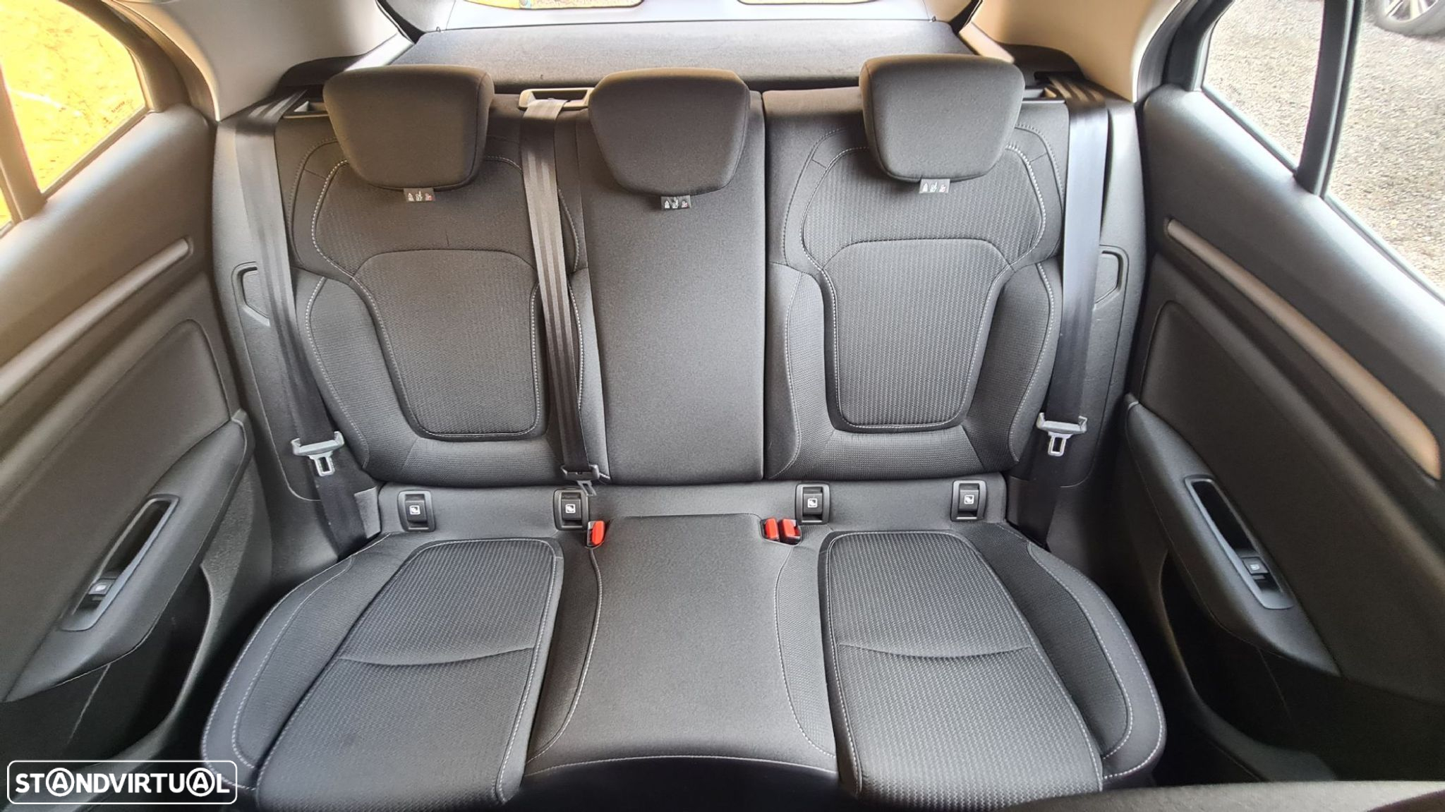 Renault Mégane 1.5 Blue dCi Intens EDC - 45