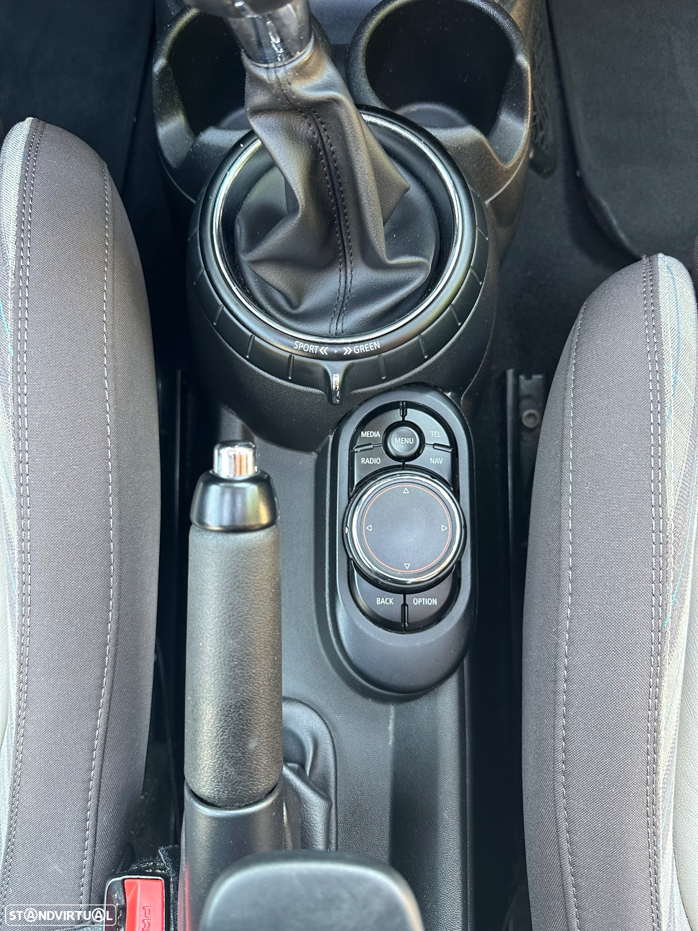 MINI 3 Portas Cooper D Metropolitan - 19
