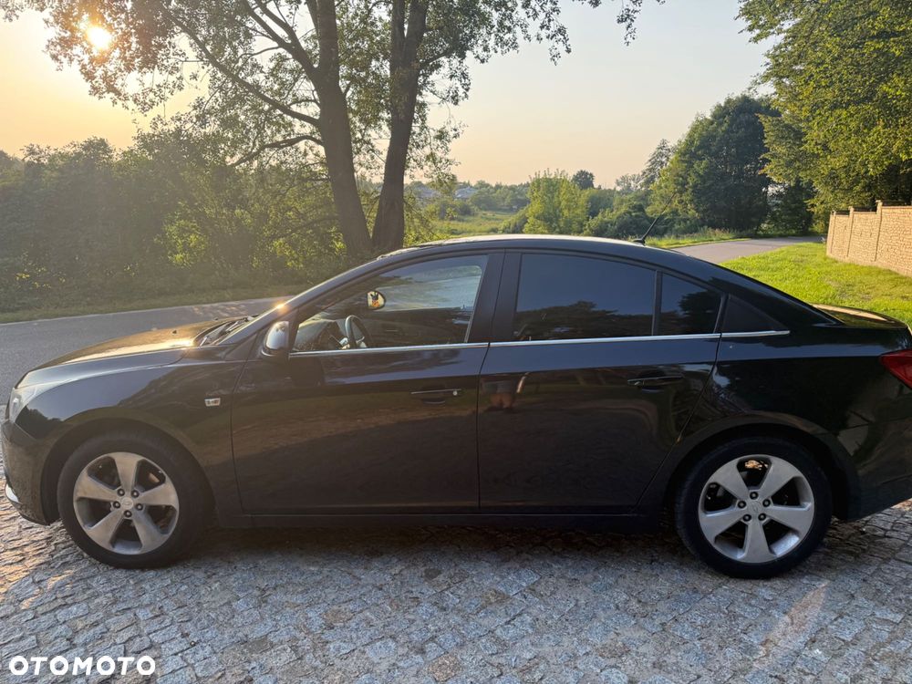 Chevrolet Cruze - 3