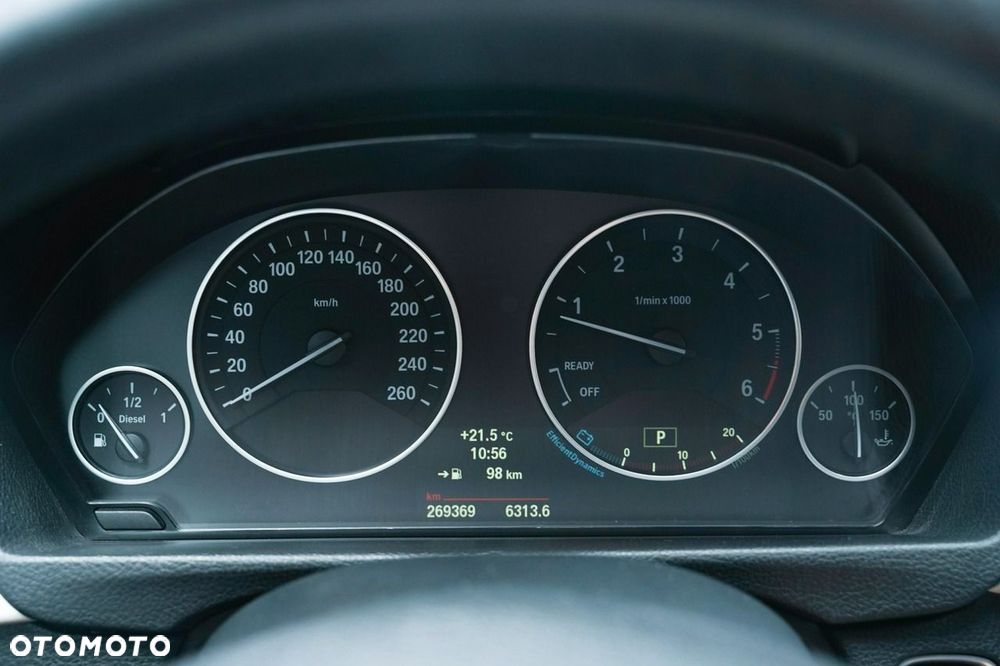 BMW 3GT 318d Sport Line - 17