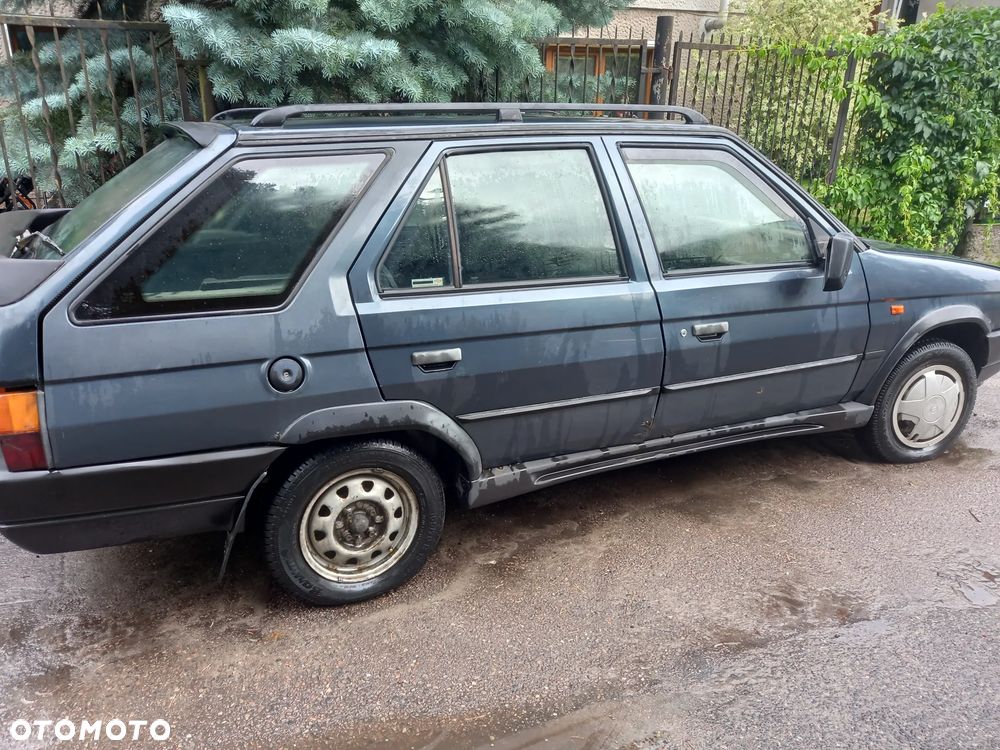 Skoda Forman - 3