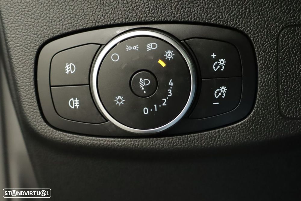 Ford Focus 1.0 EcoBoost MHEV ST-Line X - 19