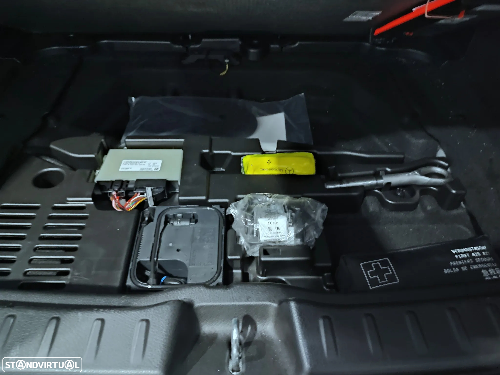 Mercedes-Benz GLA 180 - 30