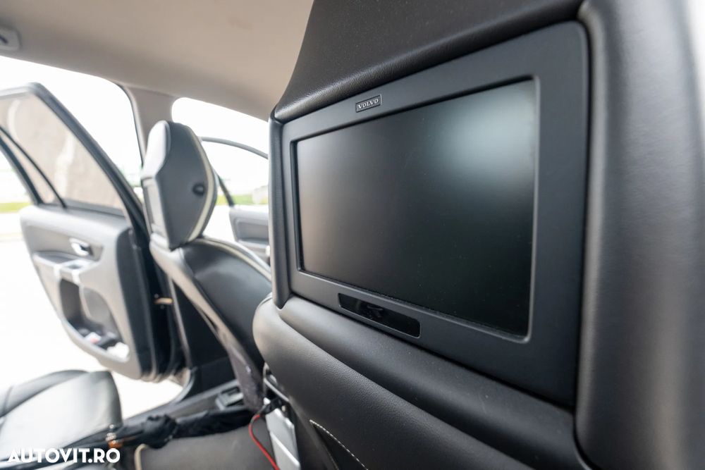 Volvo XC 90 D5 AWD Rdesign - 11