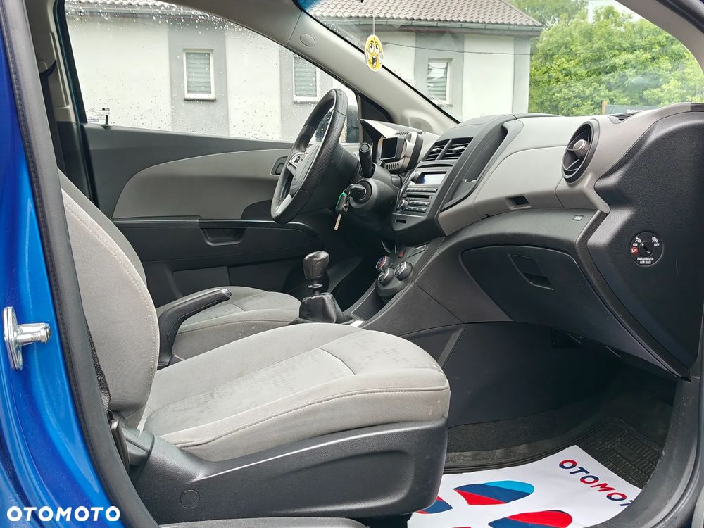 Chevrolet Aveo - 20