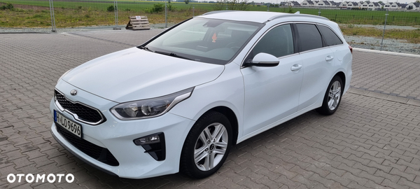 Kia Ceed 1.6 CRDi 128 SW Platinum Edition