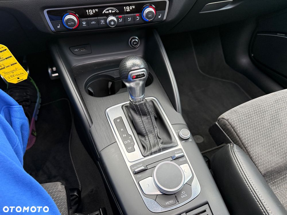 Audi A3 Sportback 35 TDI S tronic S line - 23