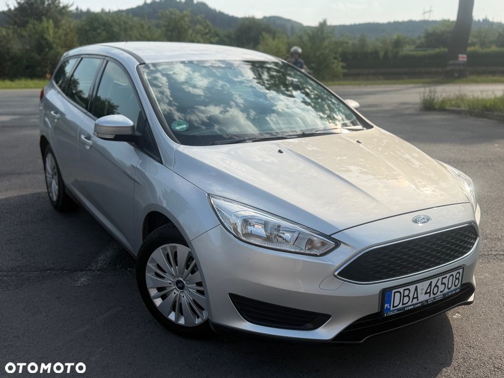Ford Focus 1.0 EcoBoost 99g Trend - 3