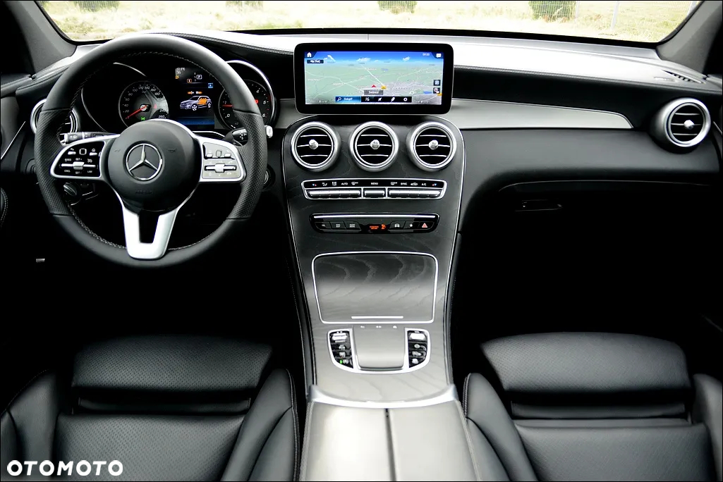 Mercedes-Benz GLC 200 d Business Edition - 23